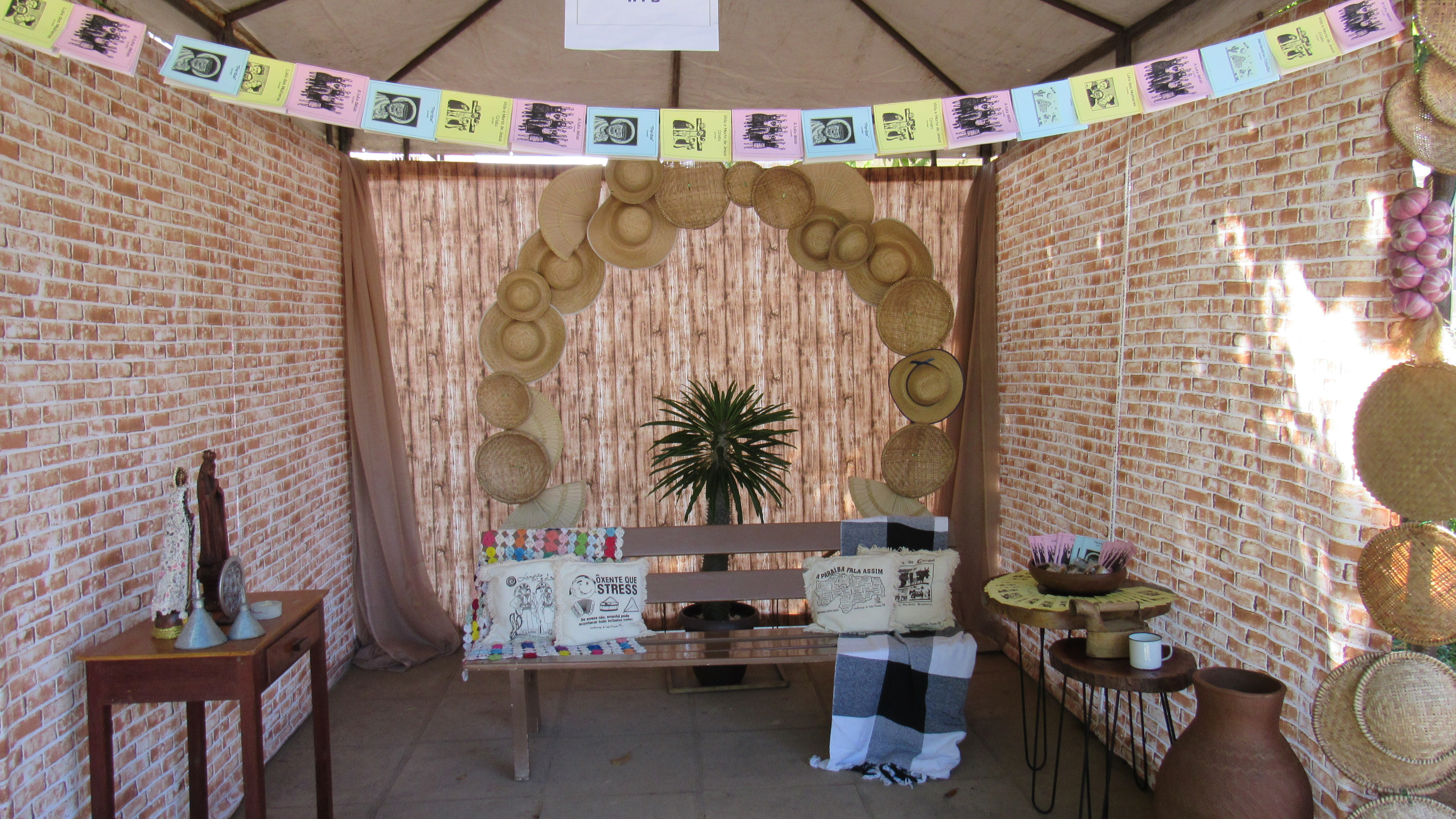 Capa do evento Leitura na praça 2023